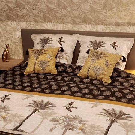 L'Evasion... Balneo. Apartment Sainte-Savine Ngoại thất bức ảnh
